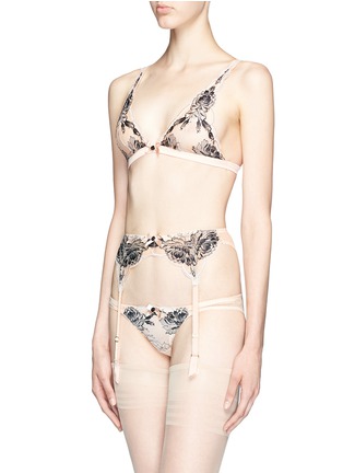 Figure View - Click To Enlarge - L'AGENT - 'Dani' peony lace tulle mini briefs