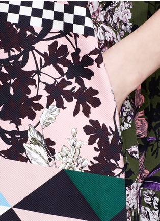 Detail View - Click To Enlarge - MSGM - Mixed print pleat chiffon back piqué dress