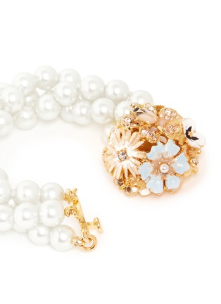 Detail View - Click To Enlarge - KENNETH JAY LANE - Pearl strands flower bracelet