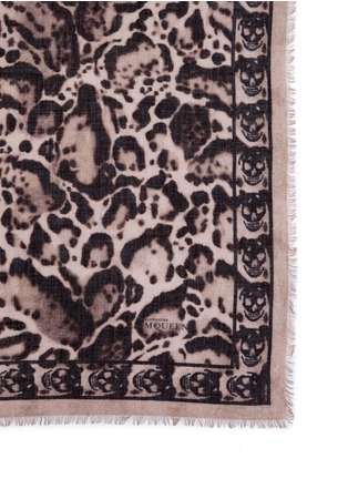 Detail View - Click To Enlarge - ALEXANDER MCQUEEN - Animalier and skull print scarf