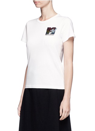 Front View - Click To Enlarge - MARC JACOBS - x MTV sequin logo embroidered T-shirt