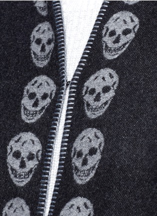 Detail View - Click To Enlarge - ALEXANDER MCQUEEN - Skull intarsia cashmere knit cape