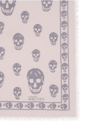 Detail View - Click To Enlarge - ALEXANDER MCQUEEN - Skull print pashmina scarf