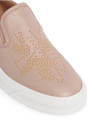 Detail View - Click To Enlarge - CHLOÉ - Floral stud leather skate slip-ons