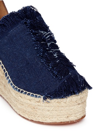 Detail View - Click To Enlarge - CHLOÉ - Fringe denim suede espadrille wedge sandals