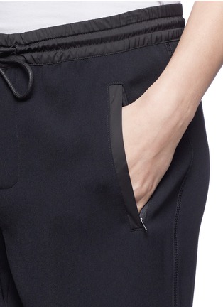 Detail View - Click To Enlarge - VINCE - Contrast waistband crepe sweatpants