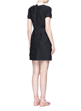 Back View - Click To Enlarge - VALENTINO GARAVANI - Detachable collar daisy appliqué Crepe Couture dress