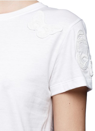 Detail View - Click To Enlarge - VALENTINO GARAVANI - Beaded butterfly appliqué cotton T-shirt