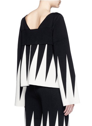 Back View - Click To Enlarge - MS MIN - Colourblock zigzag V-back sweater