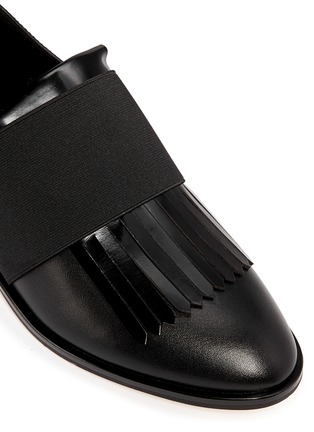 Detail View - Click To Enlarge - PEDDER RED - 'Ashley' contrast heel fringe flap leather loafers