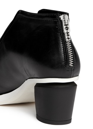 Detail View - Click To Enlarge - MC Q SHOES - 'Liv' quilted panel leather booties