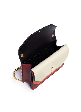  - MULBERRY - 'Multiflap Clutch' leather chain bag