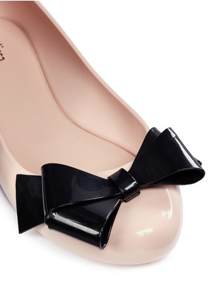 Detail View - Click To Enlarge - MELISSA - 'Space Love IV' bow PVC flats