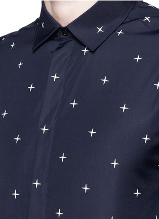 Detail View - Click To Enlarge - NEIL BARRETT - Star print poplin shirt