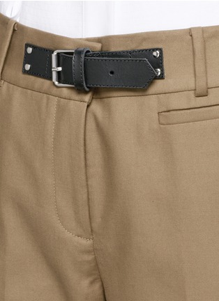 Detail View - Click To Enlarge - ALEXANDER WANG - Leather buckle cropped pants