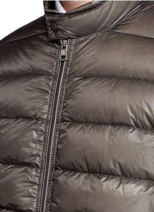 Detail View - Click To Enlarge - MONCLER - 'Acorus' quilted down puffer jacket