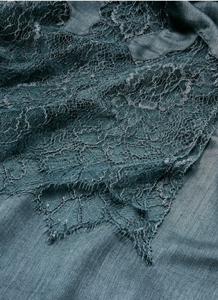 Detail View - Click To Enlarge - VALENTINO GARAVANI - Floral lace trim modal-silk-cashmere scarf