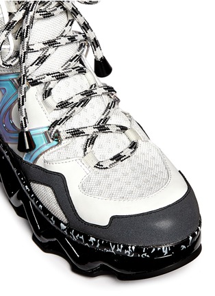 Detail View - Click To Enlarge - MARC BY MARC JACOBS SHOES - 'Ninja' zigzag rubber platform leather sneakers