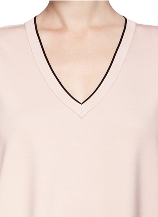 Detail View - Click To Enlarge - VINCE - V-neck contrast rib top