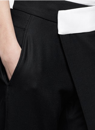 Detail View - Click To Enlarge - HELMUT LANG - 'Flex' wrap front pants