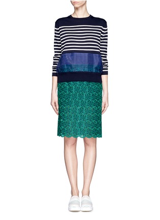 Figure View - Click To Enlarge - SACAI LUCK - Floral lace pencil skirt