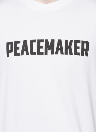 Detail View - Click To Enlarge - OAMC - 'Peacemaker' hawk print T-shirt