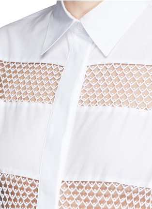 Detail View - Click To Enlarge - ALAÏA - Crochet lace stripe drawstring poplin dress