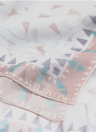 Detail View - Click To Enlarge - VALENTINO GARAVANI - Geometric print silk chiffon scarf