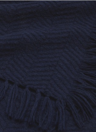 Detail View - Click To Enlarge - FRANCO FERRARI - 'Abel' basketweave fringe cashmere scarf