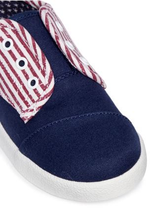 Detail View - Click To Enlarge - 90175 - Tiny Paseo flag print canvas toddler slip-ons