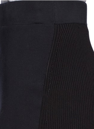 Detail View - Click To Enlarge - REED KRAKOFF - Cotton panel pencil skirt