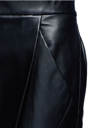 Detail View - Click To Enlarge - VINCE - Tuck pleat lambskin leather pants