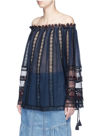 Front View - Click To Enlarge - CHLOÉ - Embroidered trim off-shoulder top
