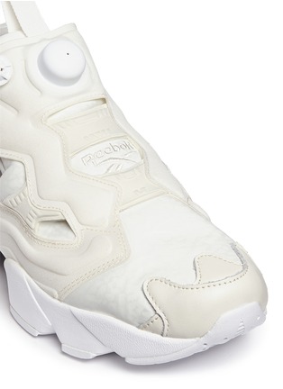 Detail View - Click To Enlarge - REEBOK - 'InstaPump Fury Gallery' slip-on sneakers