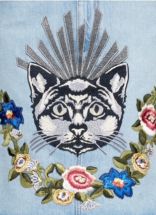 Detail View - Click To Enlarge - GUCCI - Cat embroidered denim skirt