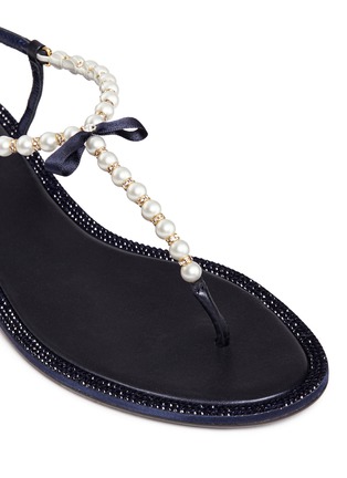 Detail View - Click To Enlarge - RENÉ CAOVILLA - Strass border faux pearl T-strap sandals