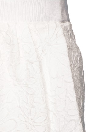 Detail View - Click To Enlarge - VICTORIA, VICTORIA BECKHAM - Floral cloqué pleated mini skirt