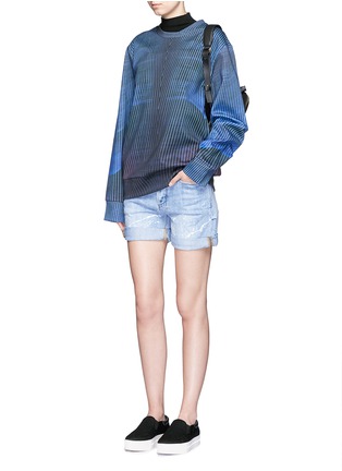 Figure View - Click To Enlarge - COCURATA - Paint splatter rolled denim shorts