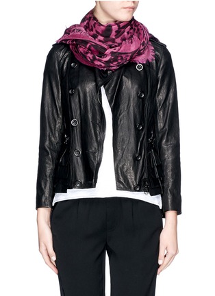 Figure View - Click To Enlarge - ALEXANDER MCQUEEN - Leopard print skull cashmere-silk scarf