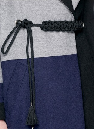 Detail View - Click To Enlarge - CYNTHIA & XIAO - Braided paracord belt oversize patchwork coat