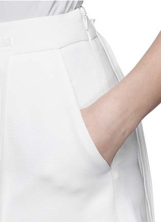 Detail View - Click To Enlarge - HELEN LEE - Pleated flap piqué shorts