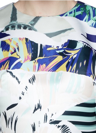Detail View - Click To Enlarge - KENZO - Abstract print satin flare dress