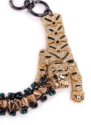 Detail View - Click To Enlarge - VENNA - Crystal pavé tiger spike bracelet