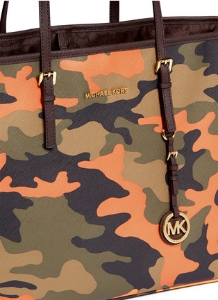 Detail View - Click To Enlarge - MICHAEL KORS - 'Jet Set Travel' medium saffiano leather tote