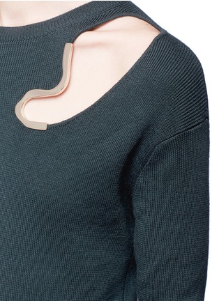 Detail View - Click To Enlarge - ESTEBAN CORTAZAR - Metal trim cutout virgin wool-silk sweater