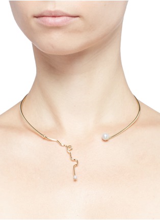 Detail View - Click To Enlarge - PHYNE BY PAIGE NOVICK - 'Unstable' Akoya pearl 18k gold choker necklace
