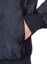 Detail View - Click To Enlarge - ALEXANDER MCQUEEN - Skull camouflage hood jacket