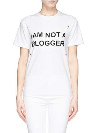 Main View - Click To Enlarge - ANNA K - 'I Am Not A Blogger' slogan T-shirt