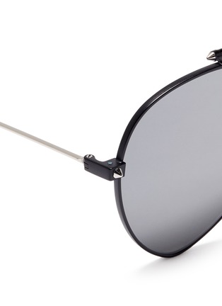 Detail View - Click To Enlarge - ALEXANDER MCQUEEN - Piercing stud acetate aviator sunglasses