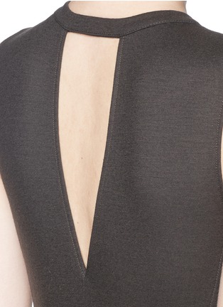 Detail View - Click To Enlarge - THEORY - 'Gevel' cutout back stretch virgin wool blend dress
